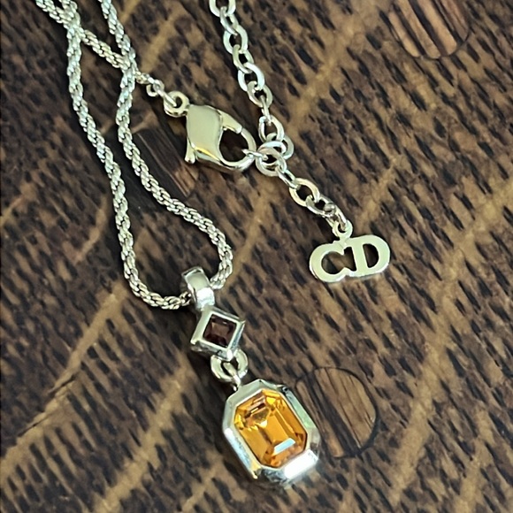 Christian Dior Elegant Garnet/Topaz Gold Drop Necklace - Picture 4 of 8